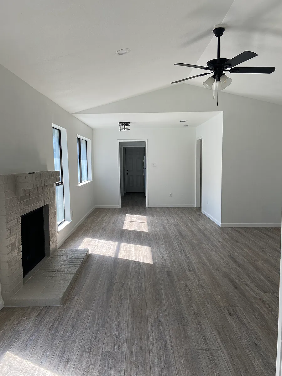 Building Photo - 2428 Summer Place Dr