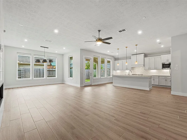 1707 McCrae Hill Ct — Photo 15
