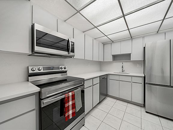 2nd image of 6039 Collins Ave #1200