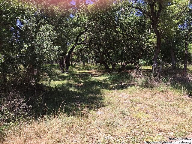 1st image of 107 Hibiscus Ln