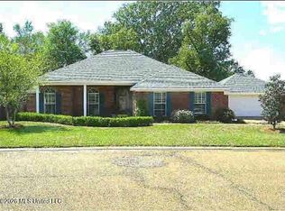 943 Eagles Nest Dr, Byram, MS 39272