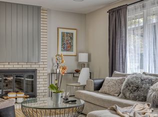 9035 SW Monterey Pl, Portland, OR 97225