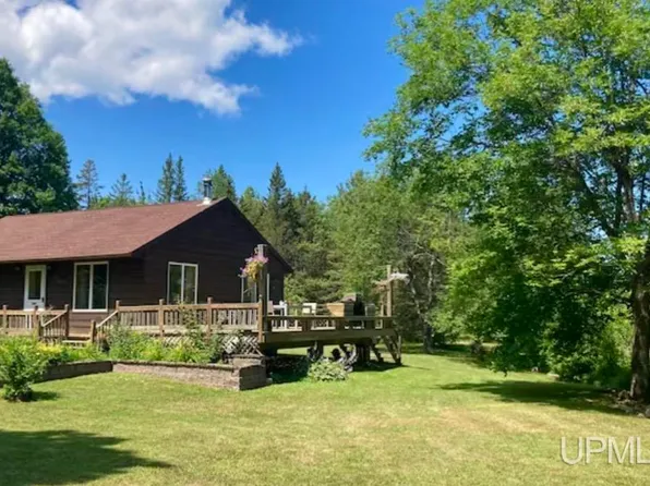 1468 Karvonen Rd, Deerton, MI 49822