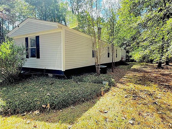 4th image of 274 Credeur Rd