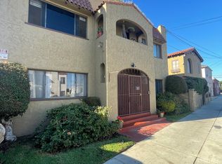 355 Orange Ave #B, Long Beach, CA 90802