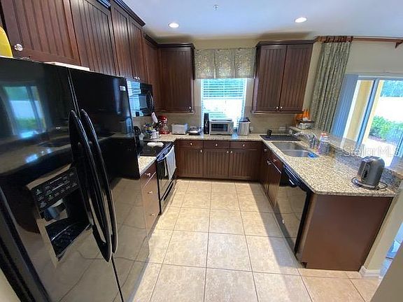 2nd image of 207 White Dogwood Ln