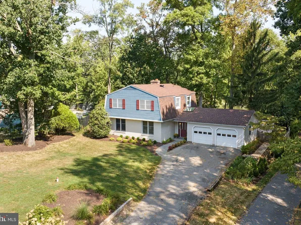1158 Mainsail Dr, Annapolis, MD 21403