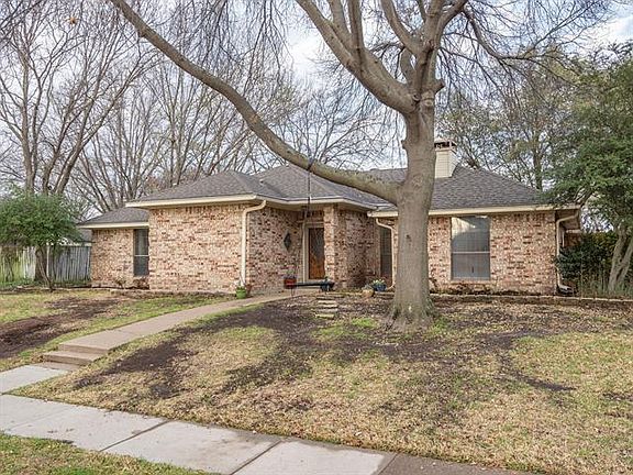 3rd image of 236 Simmons Dr