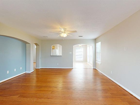 2nd image of 505 Camp Ct