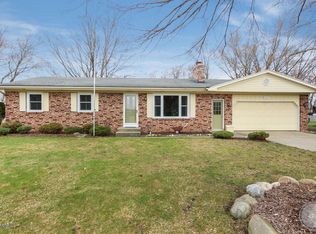 1121 Wrenwood Dr, Jenison, MI 49428