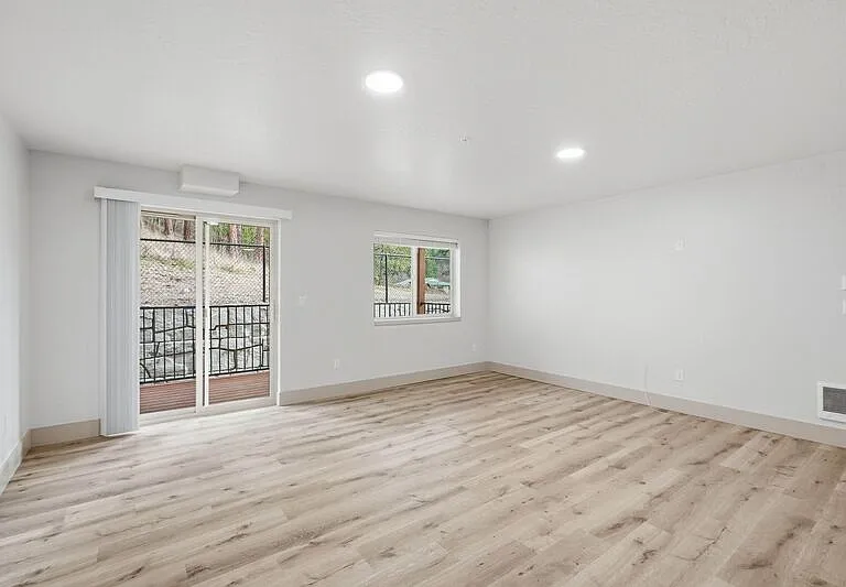 1816 N 15th St #202 — Photo 5