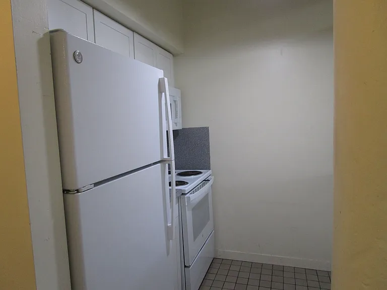 411 Main St #209 — Photo 5