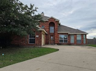 2109 Cardinal Dr, Forney, TX 75126