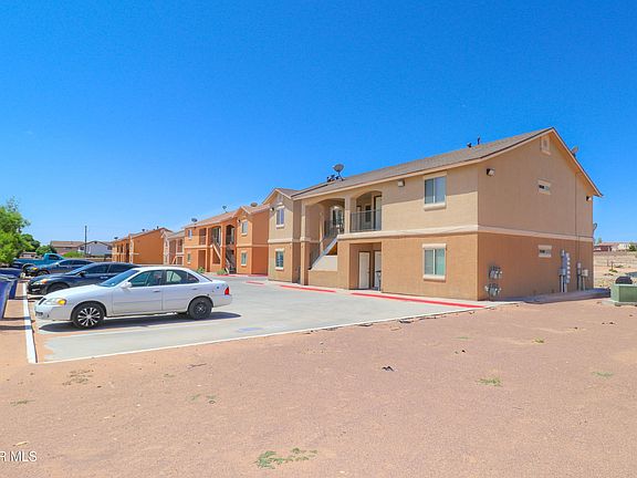4th image of 3412 Blue Earth Ln