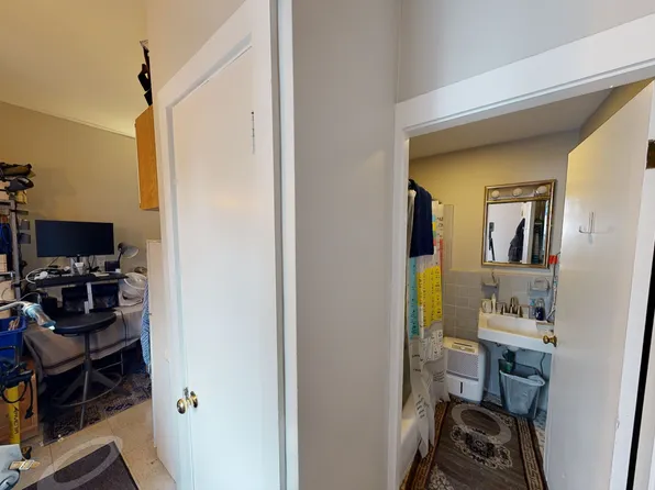 222 Banks St, Cambridge, MA