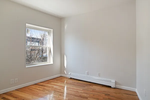 Rented by Compass | media 4