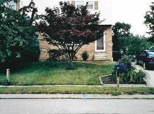 224 S Lincoln Dr, Hanover, PA 17331