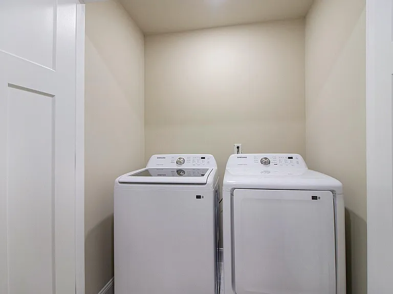 6 Maple Village Ct — Photo 16