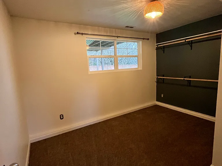 988 SW Inglewood Ln — Photo 20