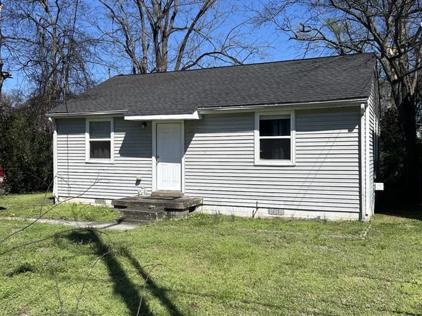 5818 Couch Dr, Nashville, TN 37209