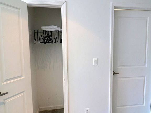 3rd image of 521 W 48th St #7G