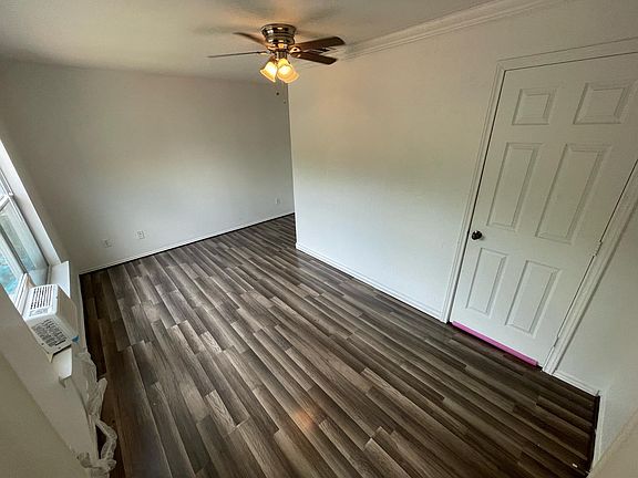 3rd image of 10600 Garbacz Dr