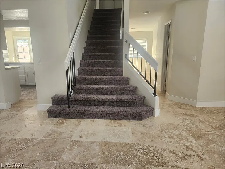8428 Oyster Dr — Photo 5