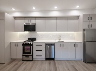Hoover Square, Los Angeles, CA 90007