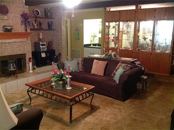 5th image of 17538 Crestline Rd