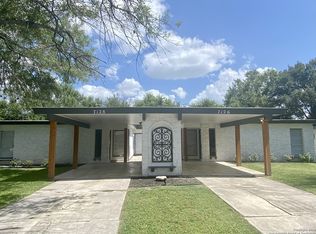 7128 Larksong St, Leon Valley, TX 78238