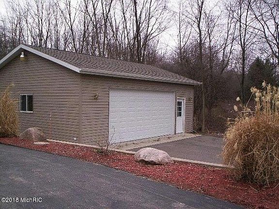 3rd image of 4194 Bedaki Ave NE