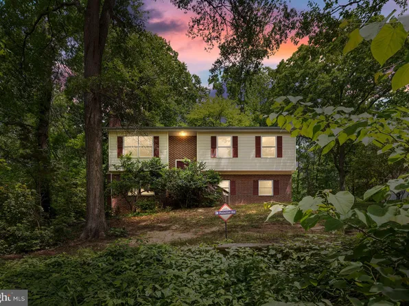 1020 Eastern View Dr, Fredericksburg, VA 22405