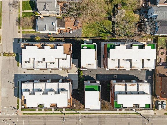 5th image of 3906 Edwards Rd Unit B