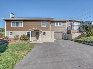 221 Circle Rd, Bristol, TN 37620