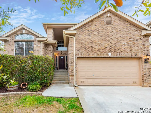 756 San Luis St, New Braunfels, TX 78132