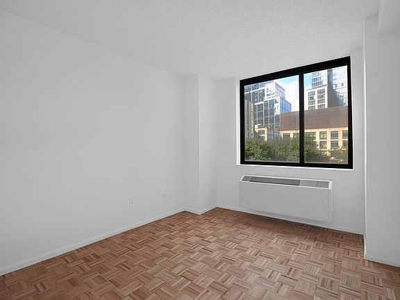 3rd image of 75 W End Ave #S2b