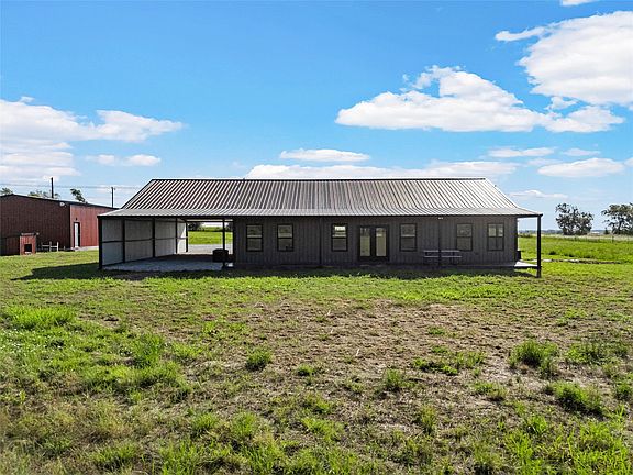 4th image of 611 Talbert Ranch Rd