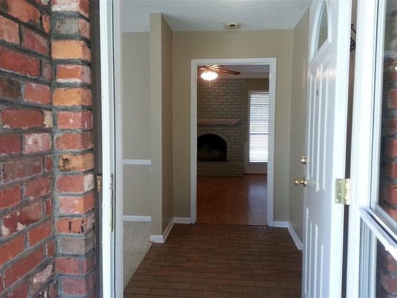2nd image of 512 Shady Grove Dr