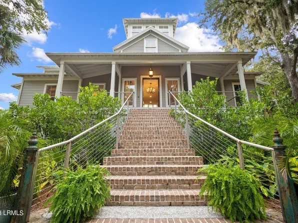 21 Net Menders, St. Helena Island, SC 29920