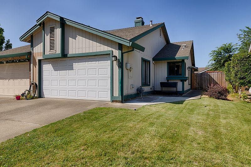 1st image of 7235 La Luna Ct
