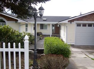 1776 Seaview Ave, Coupeville, WA 98239