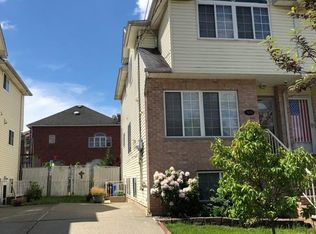 908 Rockland Ave, Staten Island, NY 10314