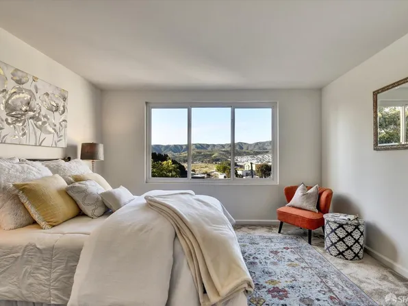 5 Lois Ln, San Francisco, CA 94134