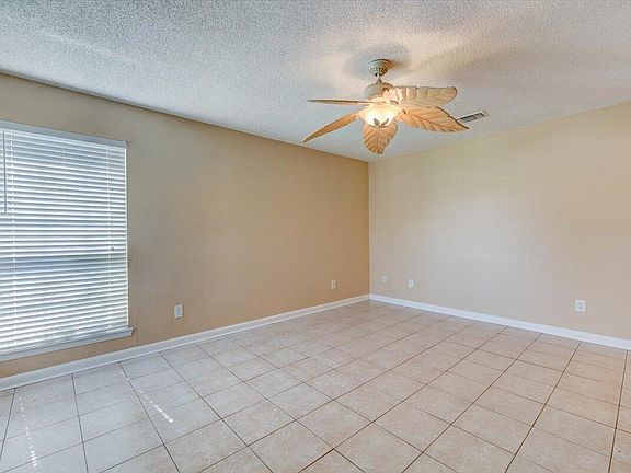 5th image of 37 E Bradley St Unit 13