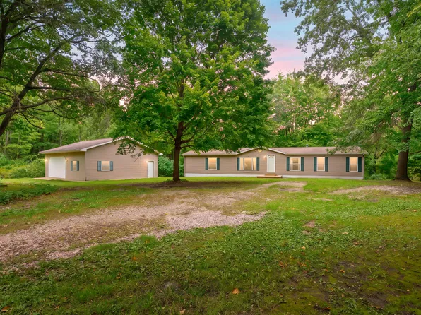 14717 Manning Lake Rd, Battle Creek, MI 49017