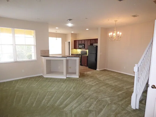 847 Assembly Ct — Photo 3