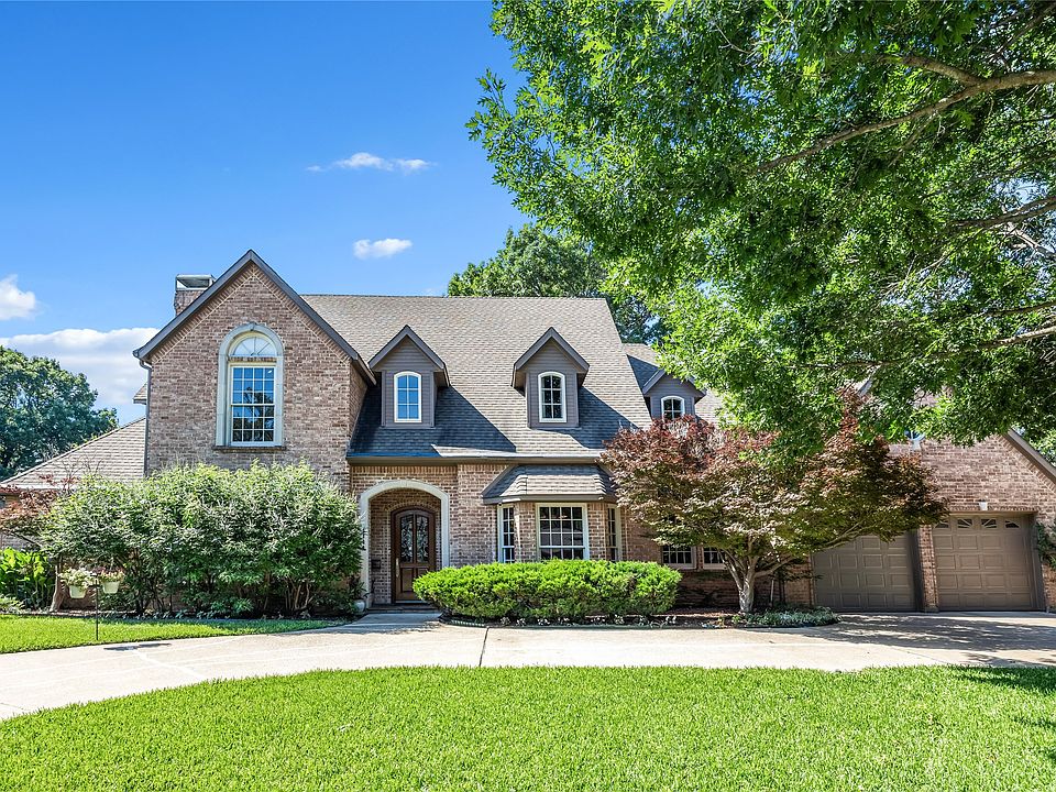 1st image of 5308 Del Roy Dr