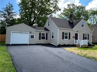 3933 Sylvia Ln, Youngstown, OH
