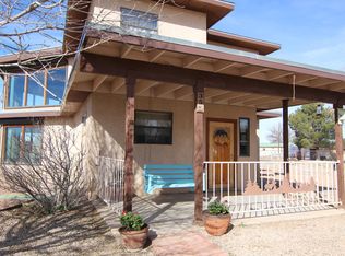 35 Jerome Rd, Los Lunas, NM 87031