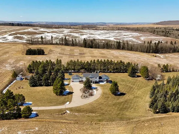 3110 S Township Road 411, Lacombe County, AB T0C 0J0